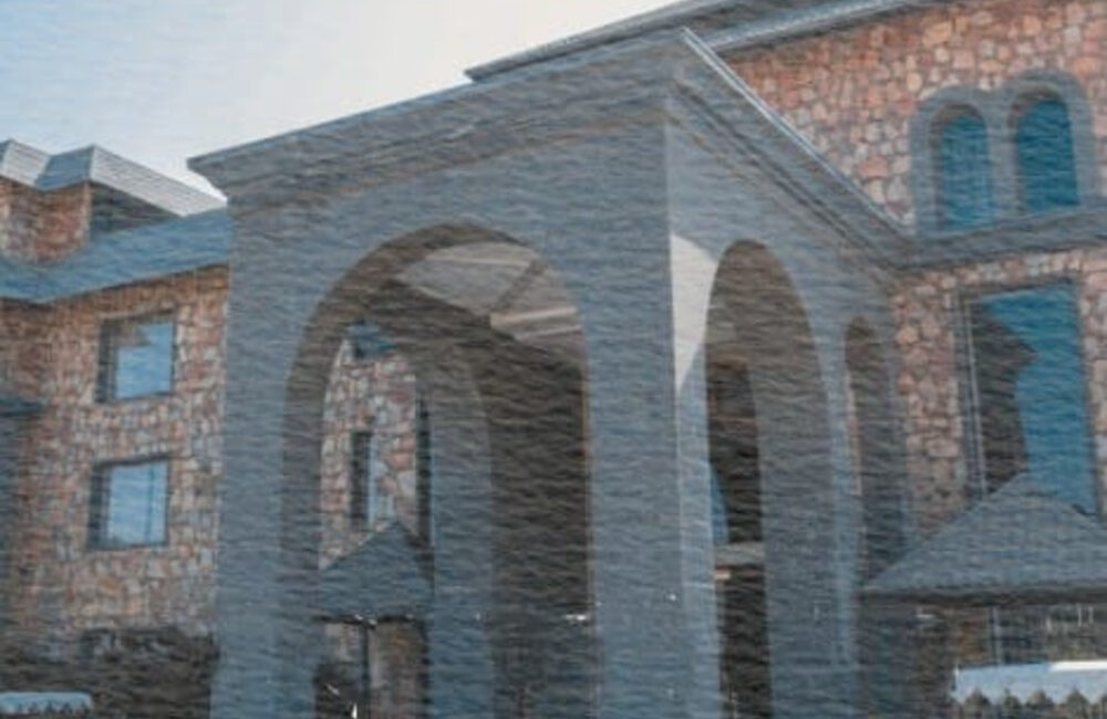 610979049
